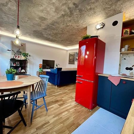 Modern Retro Apart ~ 800M Main Square ヴロツワフ エクステリア 写真